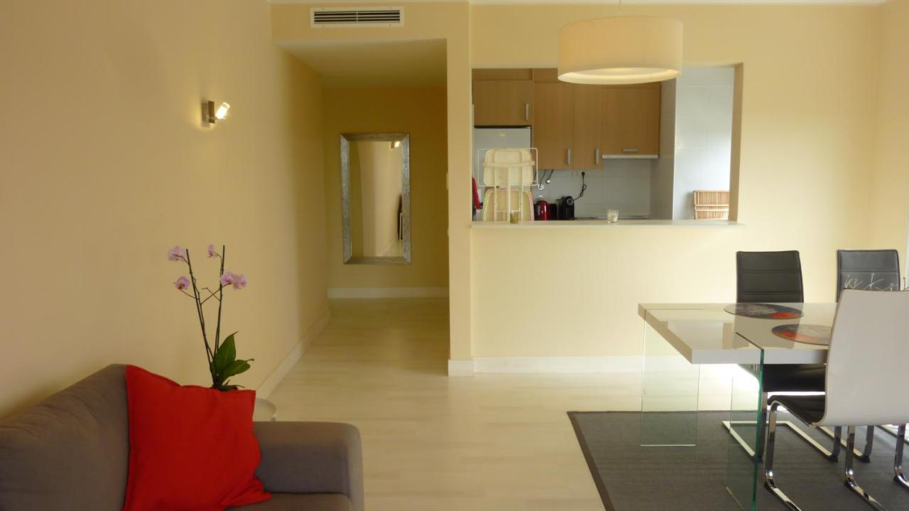 Beachfront Seaview Litoralmar Apt, Fast Wifi, Airco, Pool, Private Parking Portimão Esterno foto