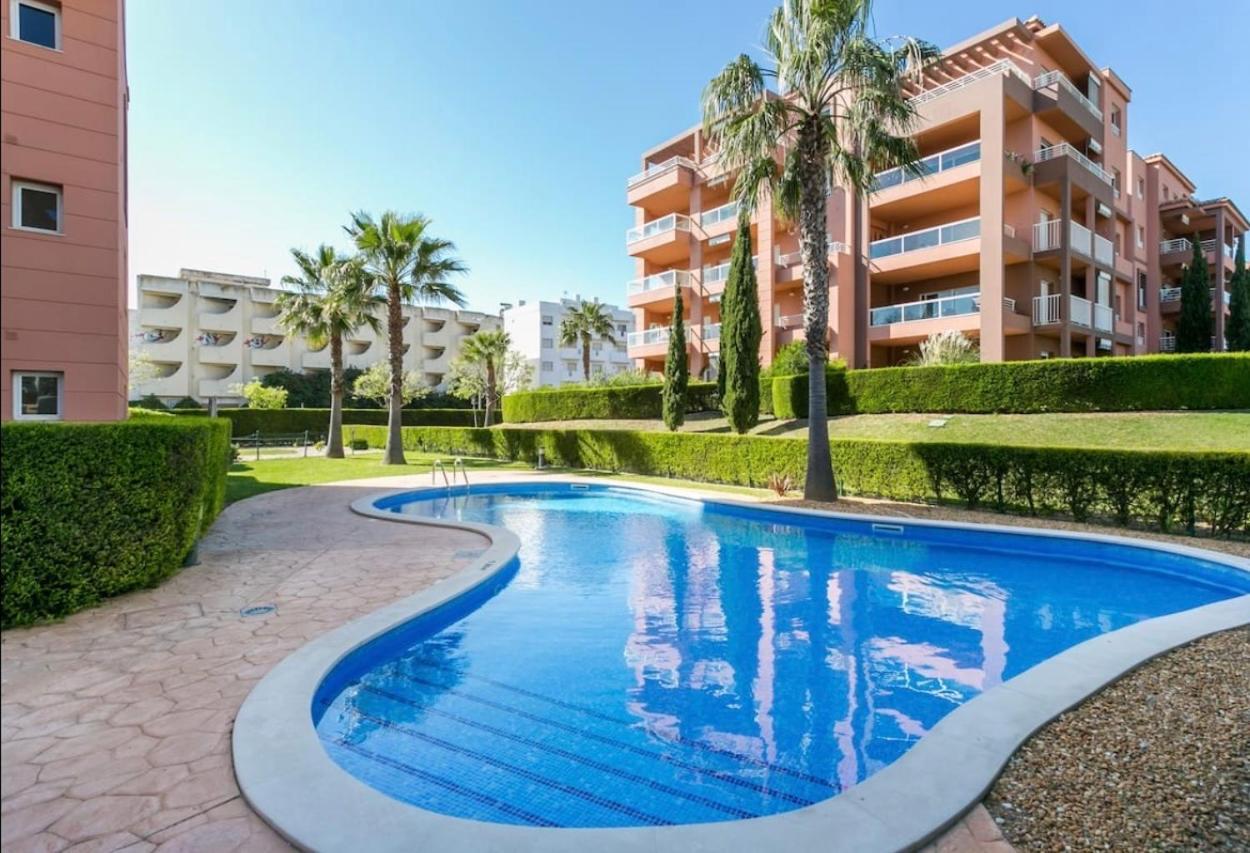 Beachfront Seaview Litoralmar Apt, Fast Wifi, Airco, Pool, Private Parking Portimão Esterno foto
