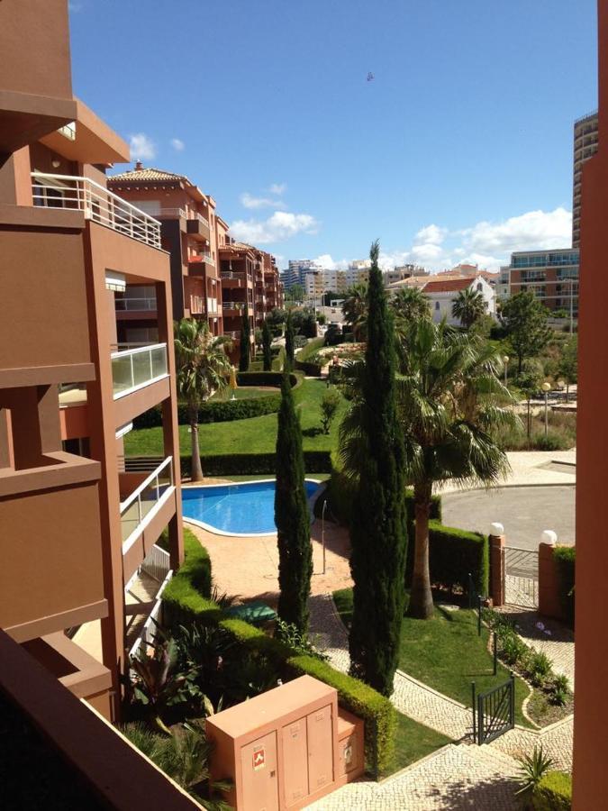 Beachfront Seaview Litoralmar Apt, Fast Wifi, Airco, Pool, Private Parking Portimão Esterno foto