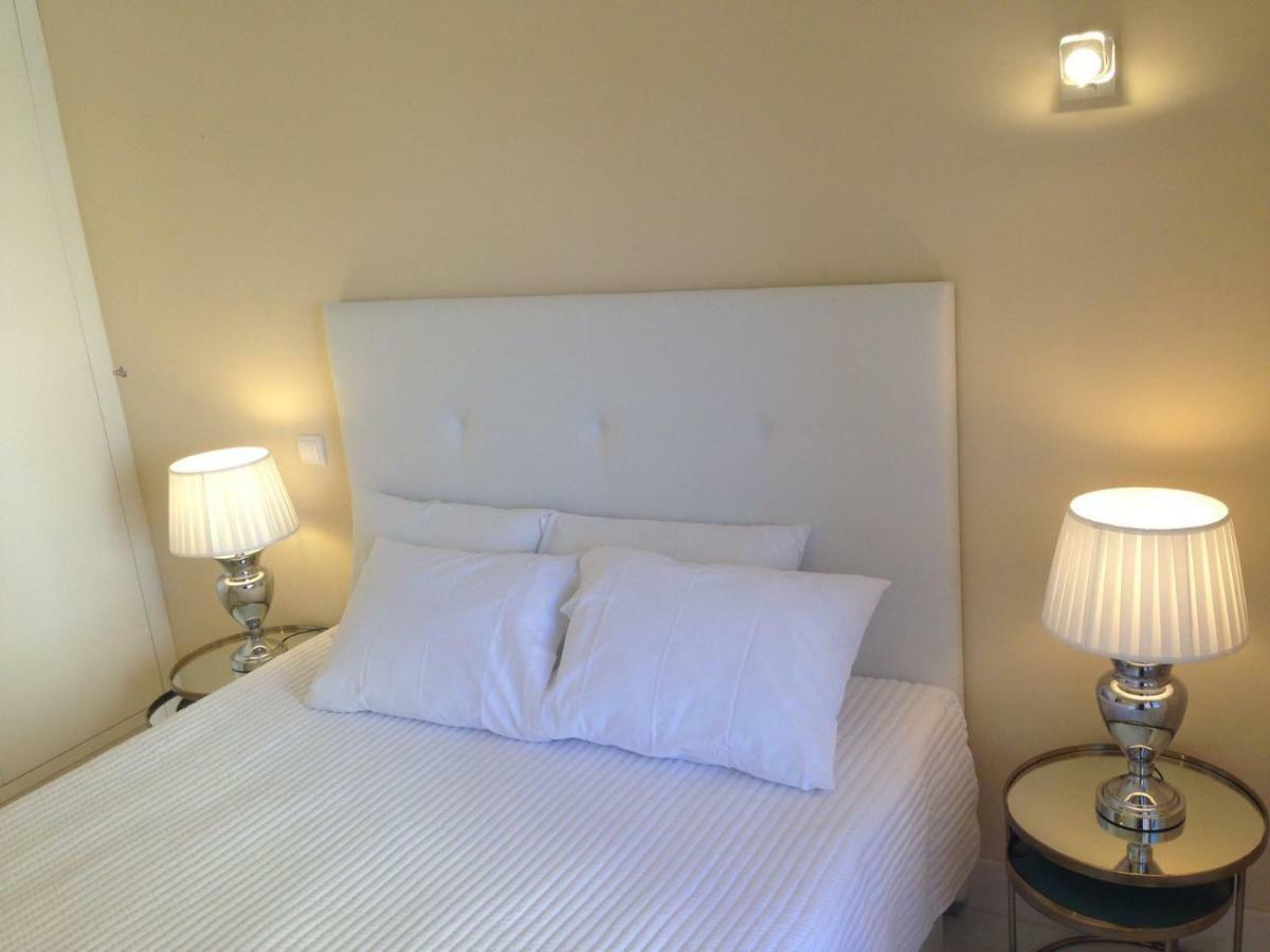 Beachfront Seaview Litoralmar Apt, Fast Wifi, Airco, Pool, Private Parking Portimão Esterno foto